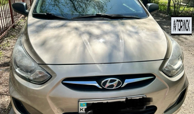 Hyundai Solaris 2011 года