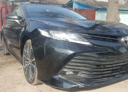 Toyota Camry 2020 года