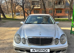 Mercedes-Benz E-Класс 2003 года