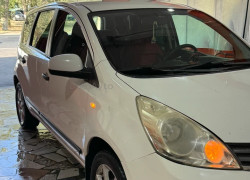 Nissan Note 2012 года