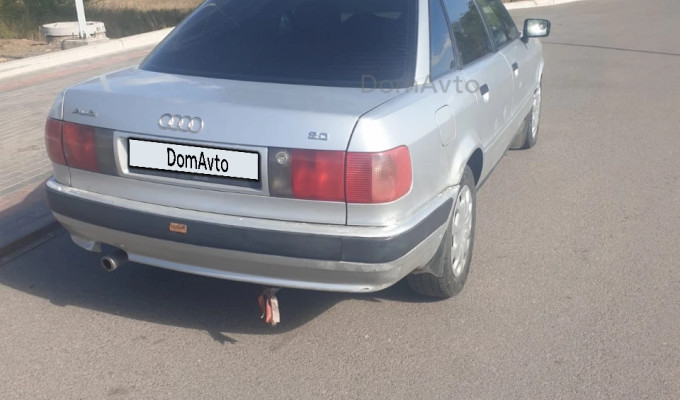 Audi 80 1992 года