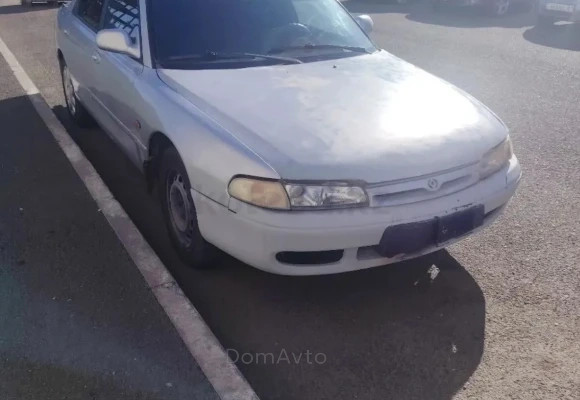 Mazda 626 1993 года