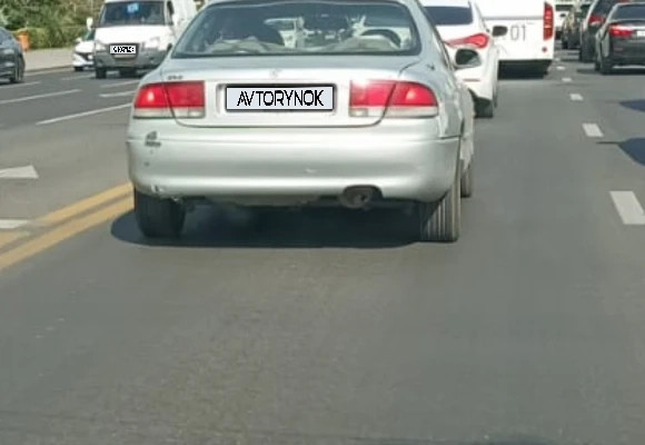 Mazda 626 1993 года