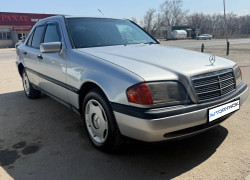 Mercedes-Benz C-Класс 1993 года