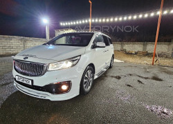 Kia Carnival 2015 года