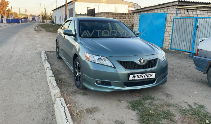 Toyota Camry 2006 года