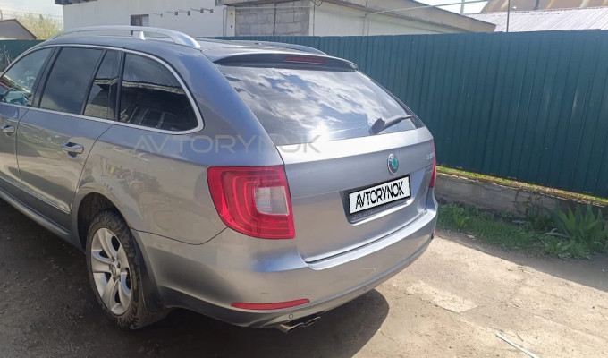 Skoda Superb 2013 года