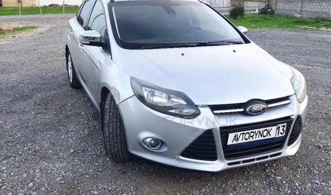 Ford Focus 2011 года