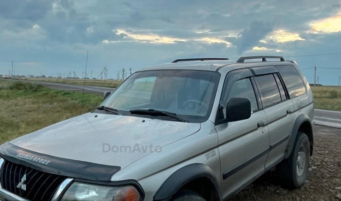 Mitsubishi Montero Sport 2001 года