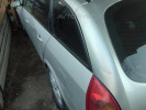 Nissan Primera 2002 года