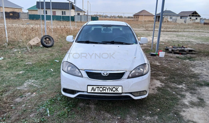 Daewoo Gentra 2014 года