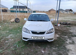 Daewoo Gentra 2014 года