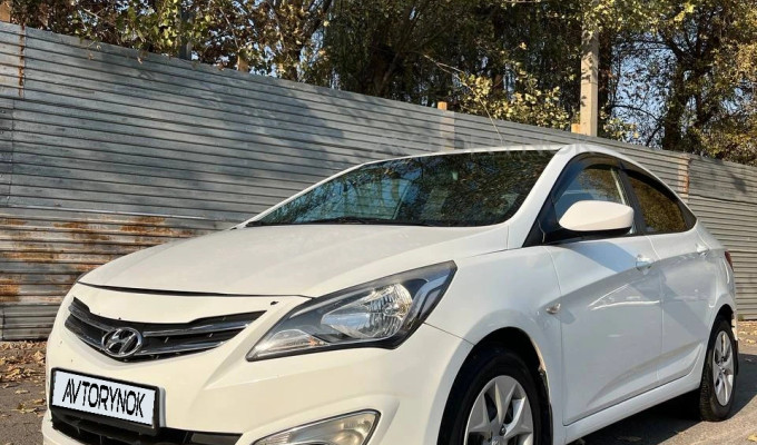 Hyundai Solaris 2015 года