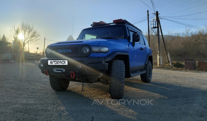 Toyota FJ Cruiser 2006 года