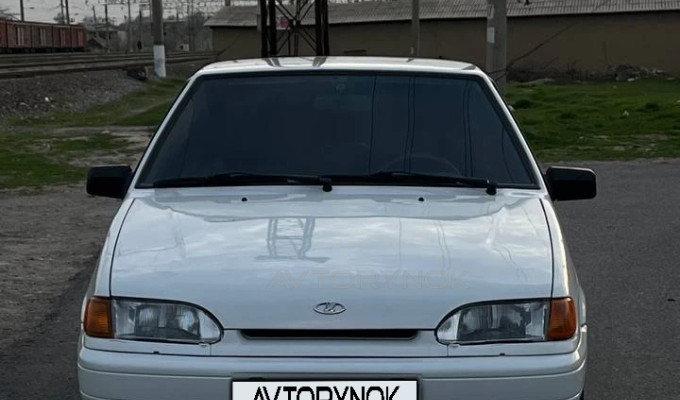ВАЗ (Lada) 2114 2013 года
