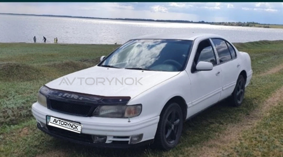 Nissan Maxima, 1998