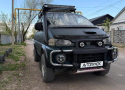 Mitsubishi Delica 1995 года