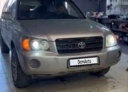 Toyota Highlander 2003 года