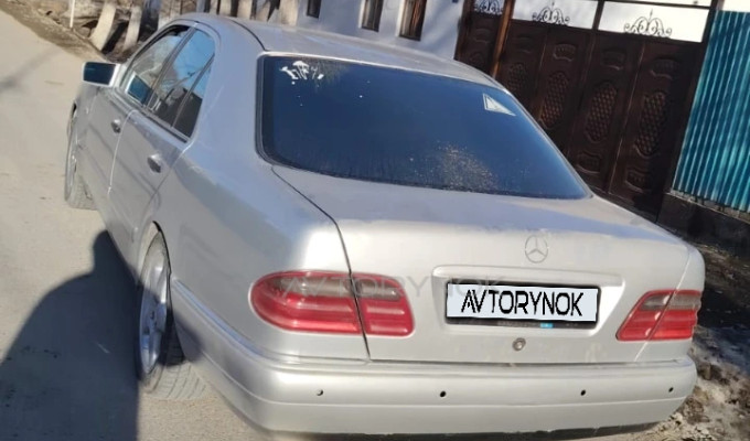 Mercedes-Benz E-Класс 1997 года