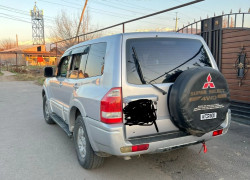 Mitsubishi Pajero 2004 года