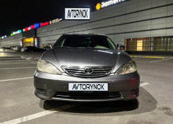 Toyota Camry 2005 года