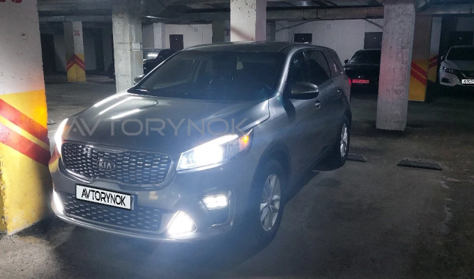 Kia Sorento 2018 года