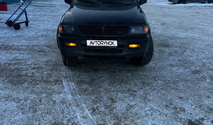 Mitsubishi Montero Sport 1997 года