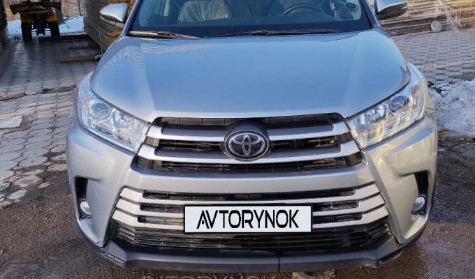 Toyota Highlander 2018 года