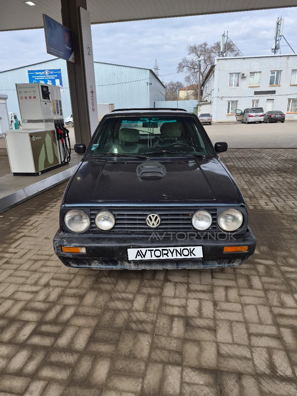 Volkswagen Golf, 1990