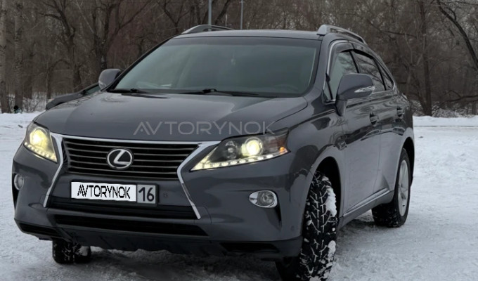 Lexus RX 2013 года
