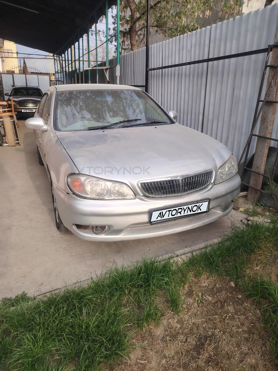 Nissan Cefiro, 1999