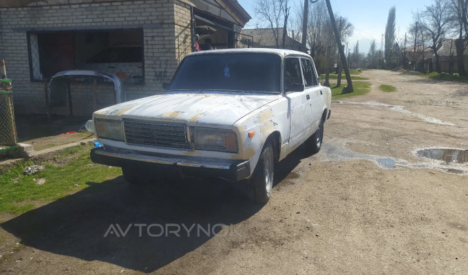 ВАЗ (Lada) 2107 2003 года