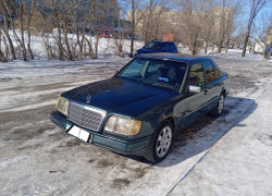 Mercedes-Benz E-Класс 1994 года