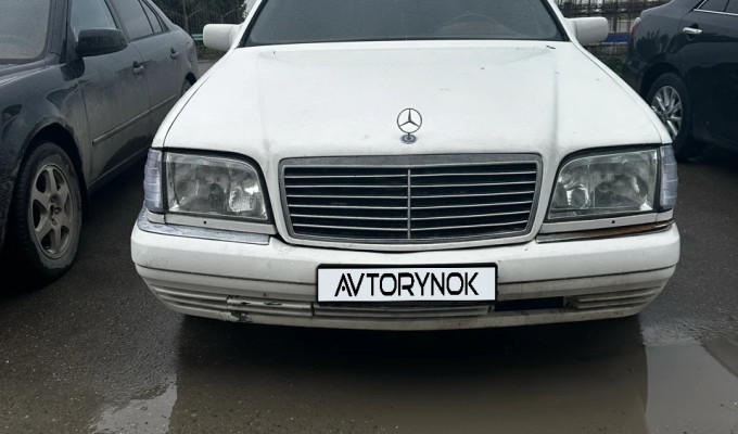 Mercedes-Benz S-Класс 1995 года