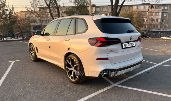 BMW X5 2024 года