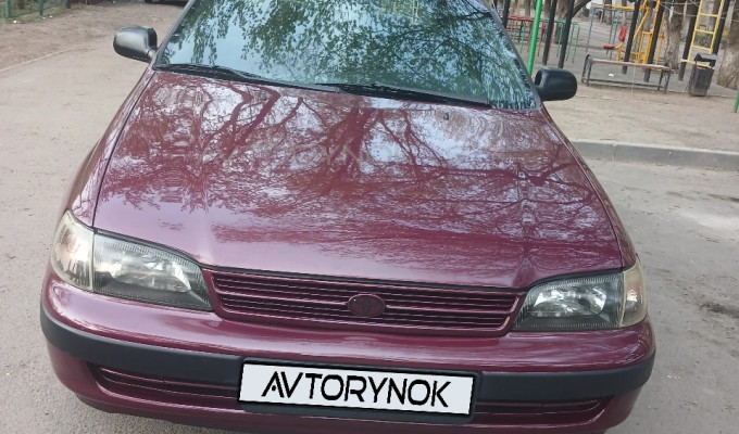 Toyota Carina E 1995 года