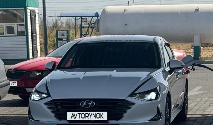 Hyundai Sonata 2020 года