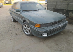 Mitsubishi Galant 1992 года