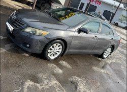 Toyota Camry 2010 года