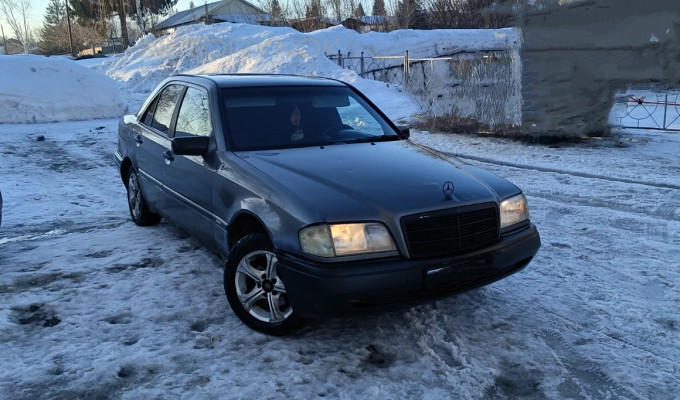 Mercedes-Benz C-Класс 1993 года