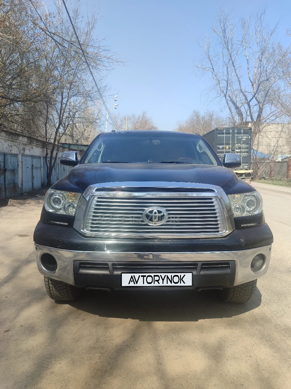 Toyota Tundra, 2011