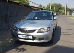 Mazda 323 2002 года
