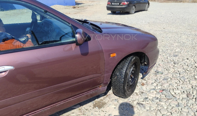 Nissan Primera 2001 года