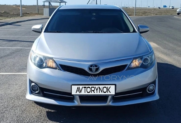 Toyota Camry 2014 года