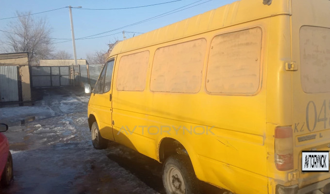 Ford Transit 1991 года