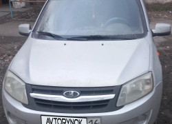 ВАЗ (Lada) Granta 2013 года