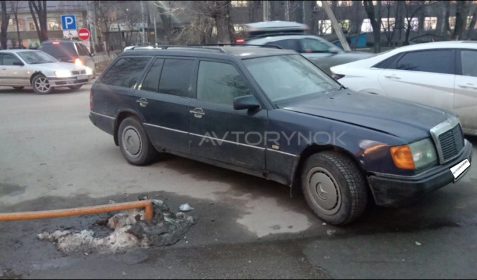 Mercedes-Benz E-Класс 1992 года
