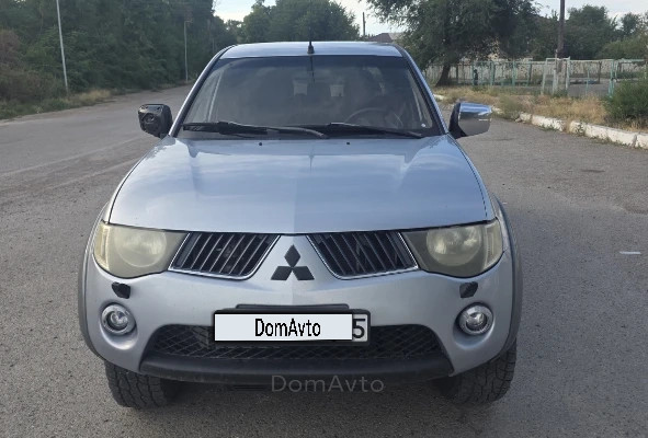 Mitsubishi L200 2008 года