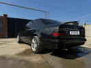 Mercedes-Benz E-Класс 1994 года