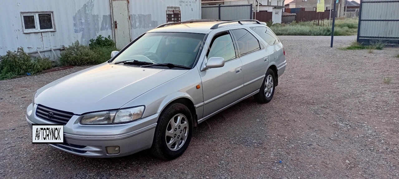 Toyota Camry, 1997